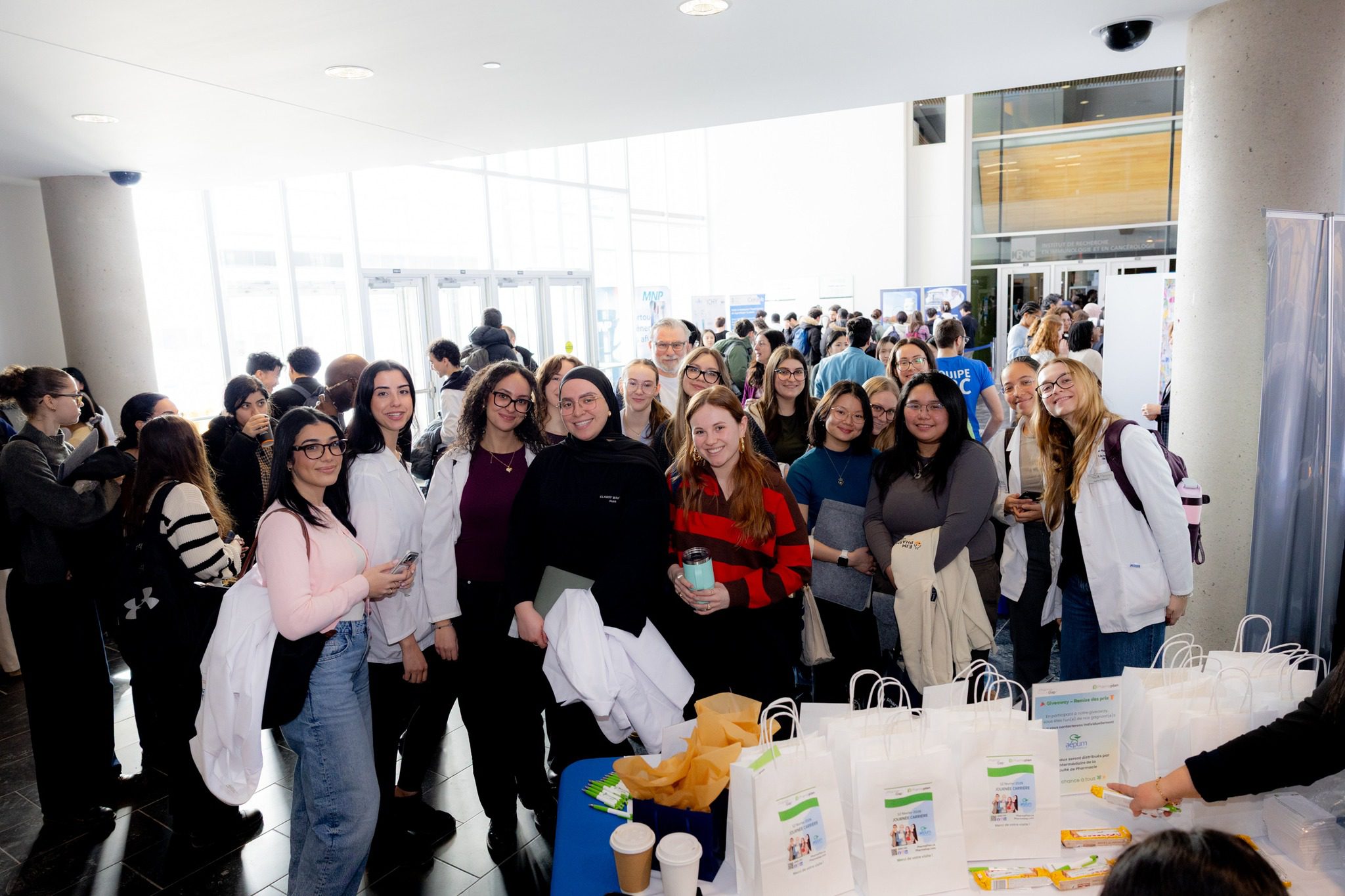 17- 𝗝𝗼𝘂𝗿𝗻𝗲́𝗲 𝗰𝗮𝗿𝗿𝗶𝗲̀𝗿𝗲 𝗱𝗲 𝗹’𝗔𝗘́𝗣𝗨𝗠