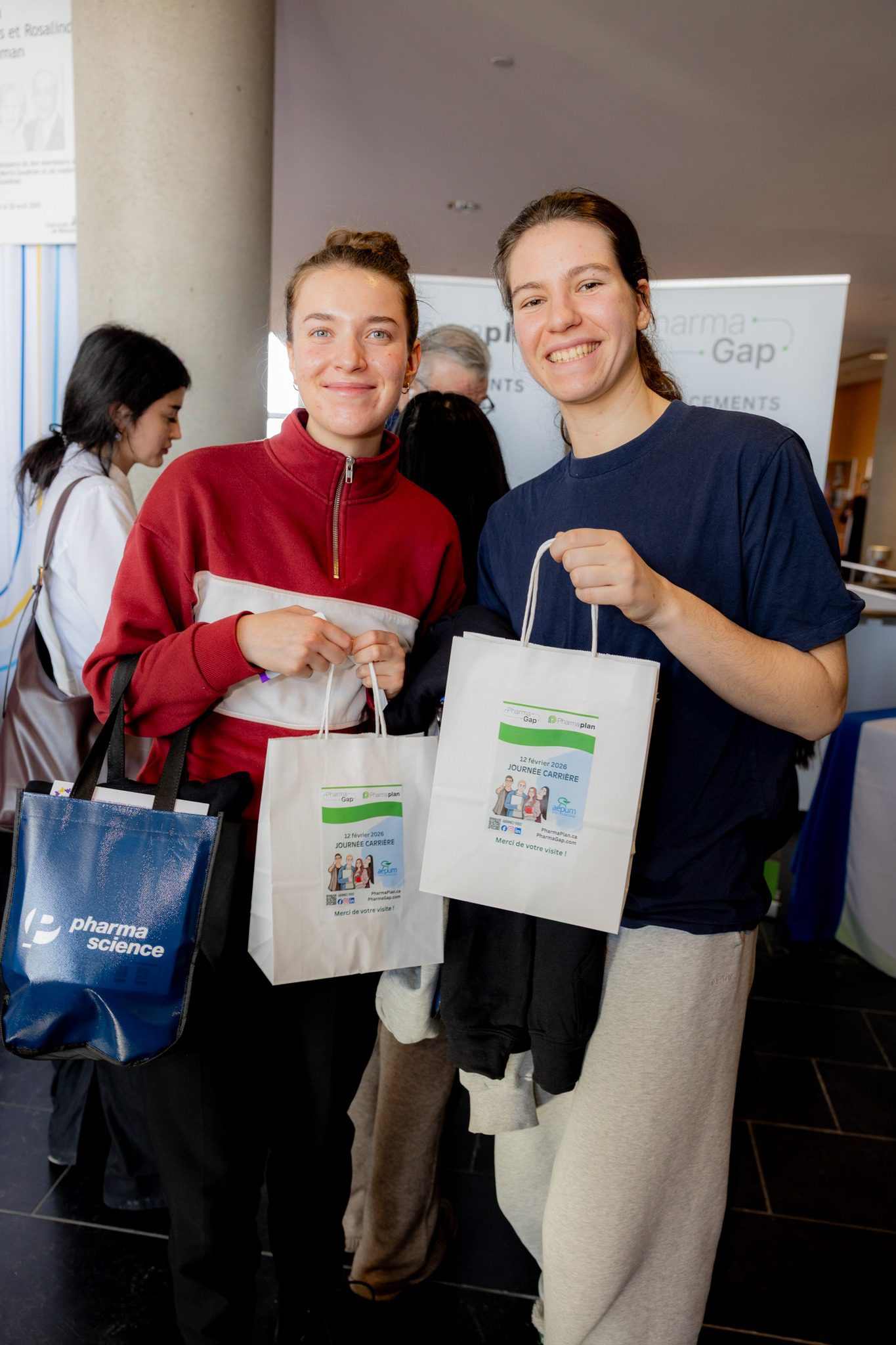 8- 𝗝𝗼𝘂𝗿𝗻𝗲́𝗲 𝗰𝗮𝗿𝗿𝗶𝗲̀𝗿𝗲 𝗱𝗲 𝗹’𝗔𝗘́𝗣𝗨𝗠